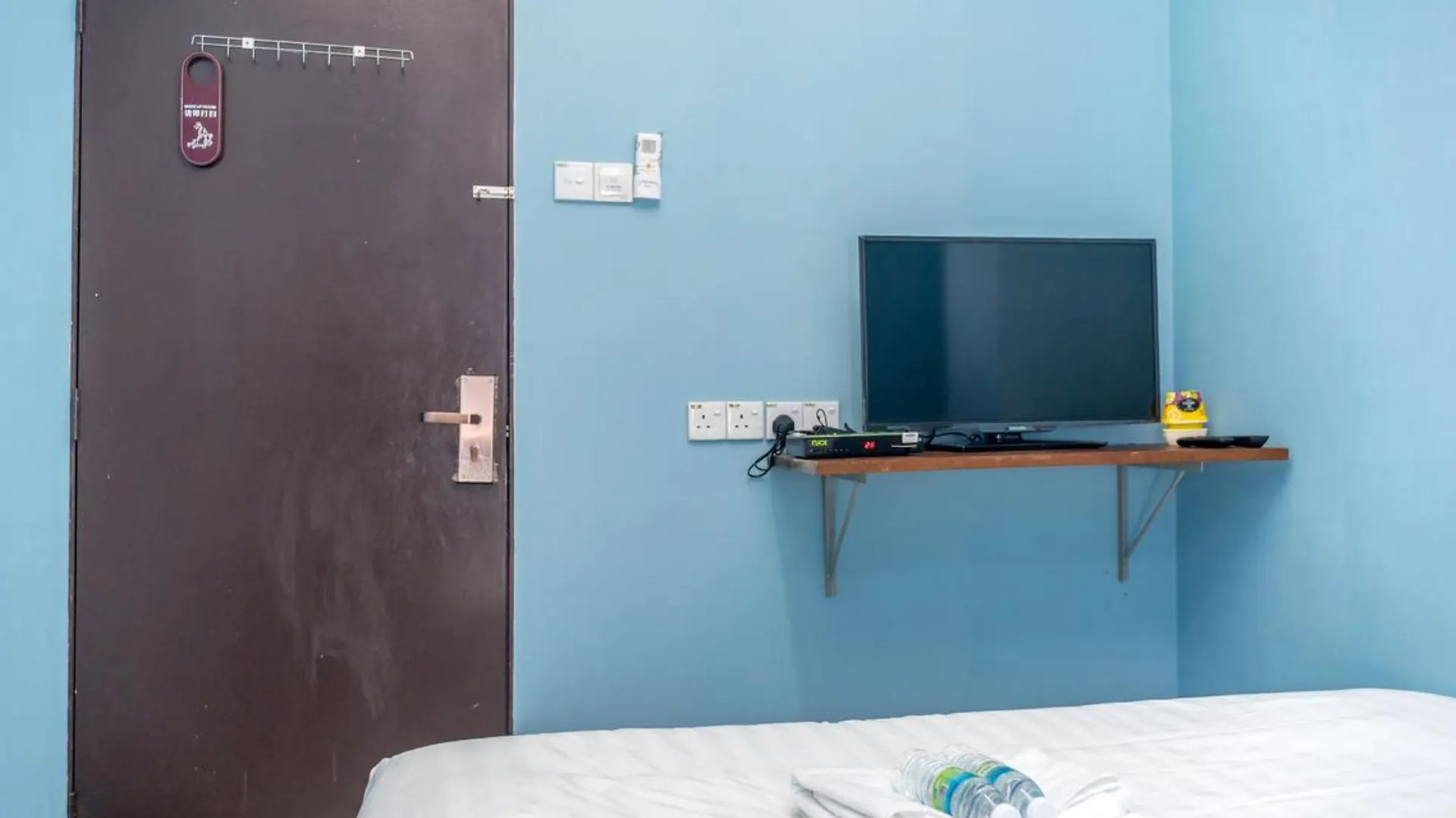Spot On 89673 Good Friend Hotel George Town