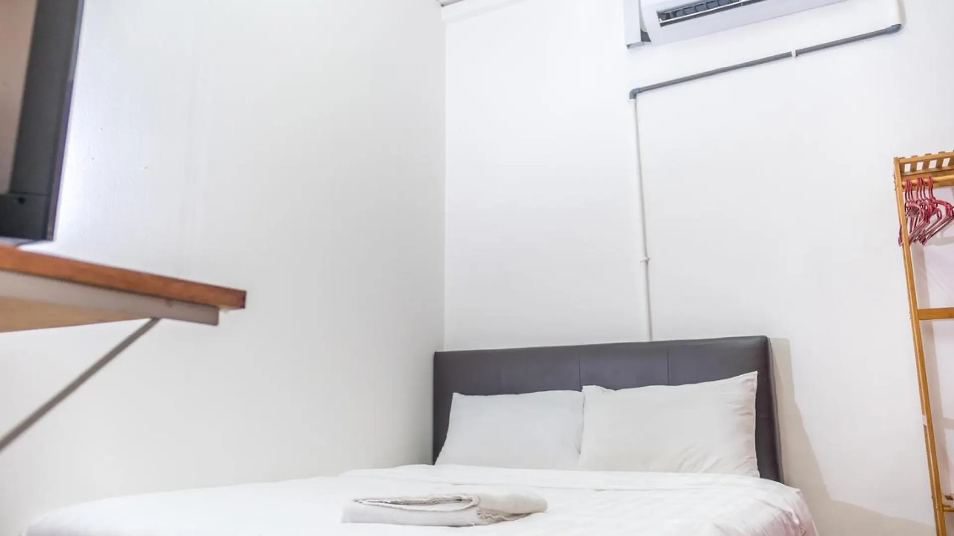 Spot On 89673 Good Friend Hotel George Town